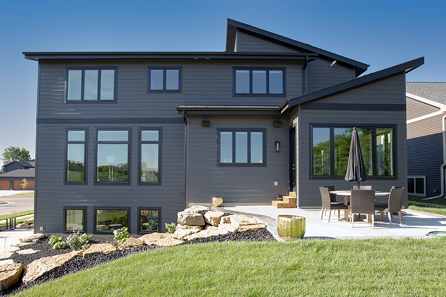 Modern Vinyl Siding Installation